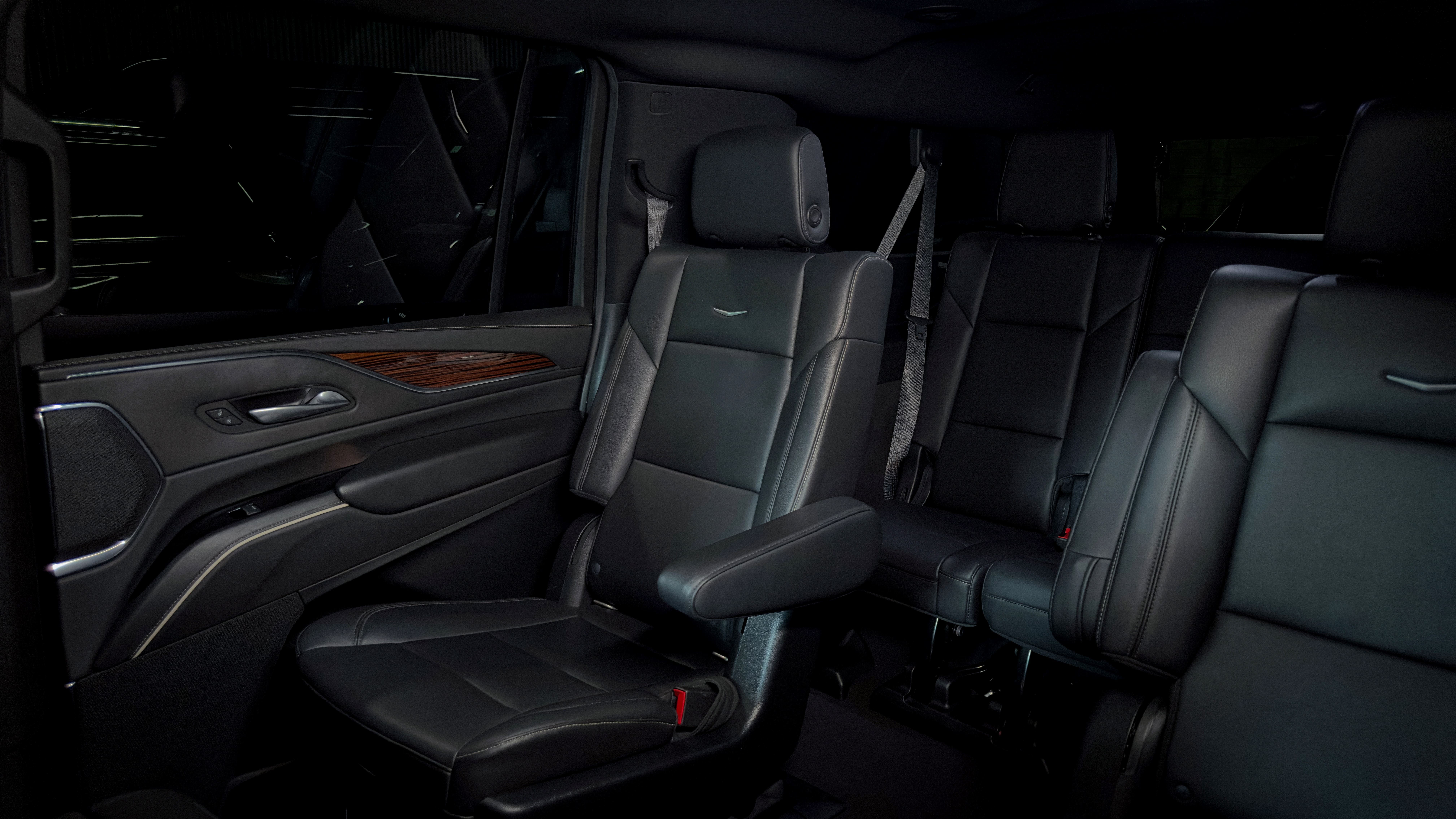 Cadillac Escalade — Interior