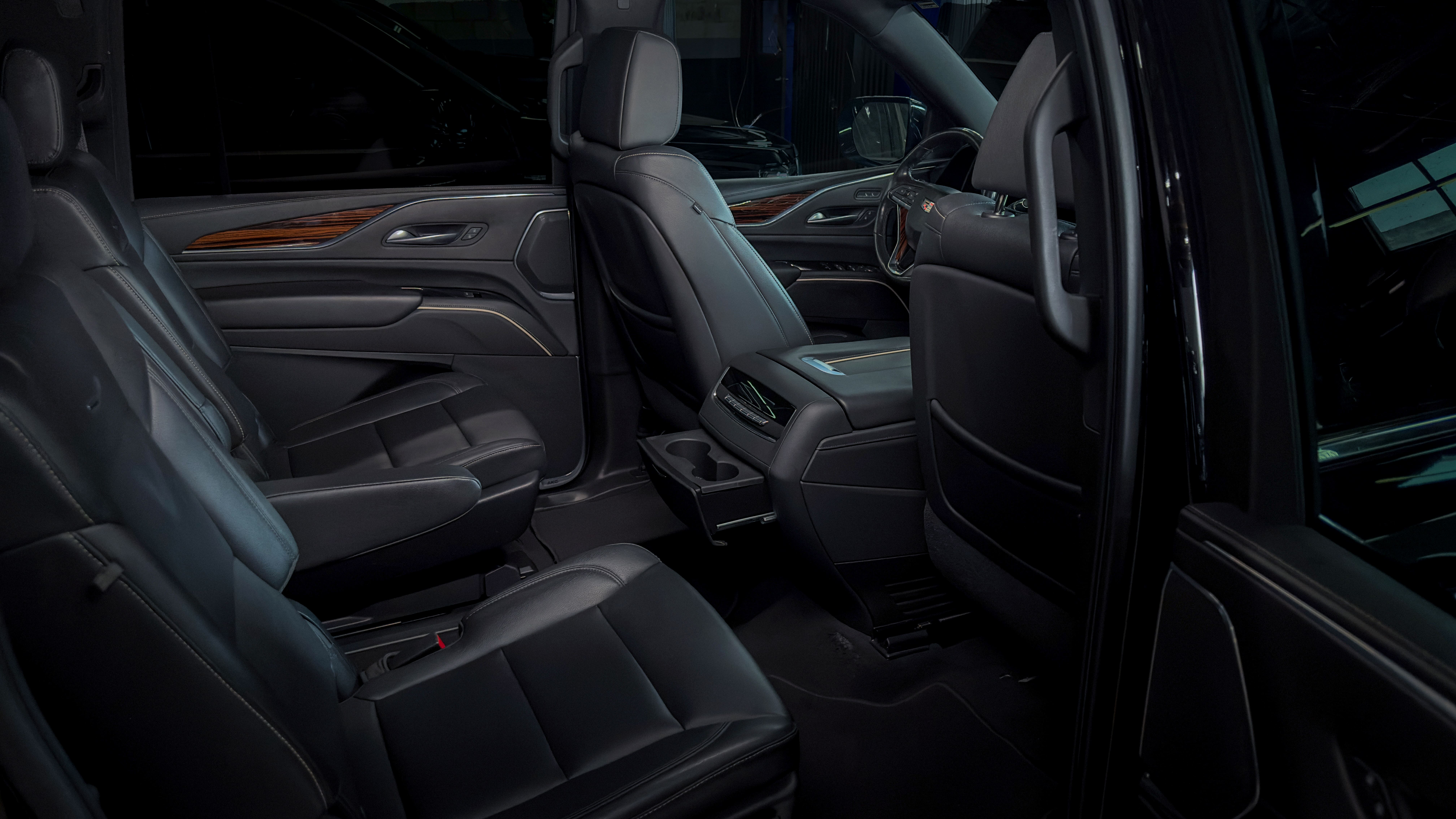 Cadillac Escalade — Interior Detail