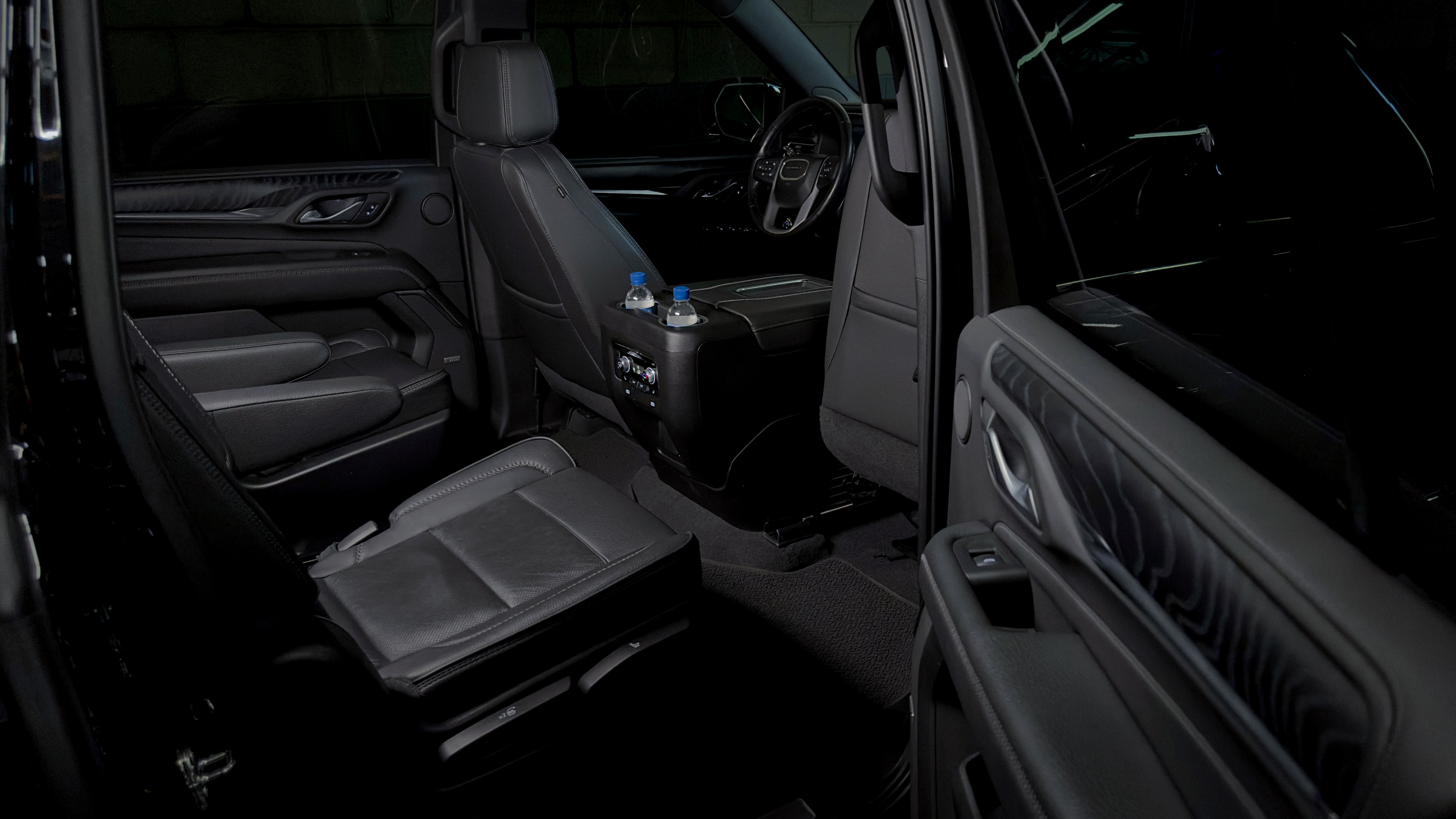 GMC Denali — Interior Detail